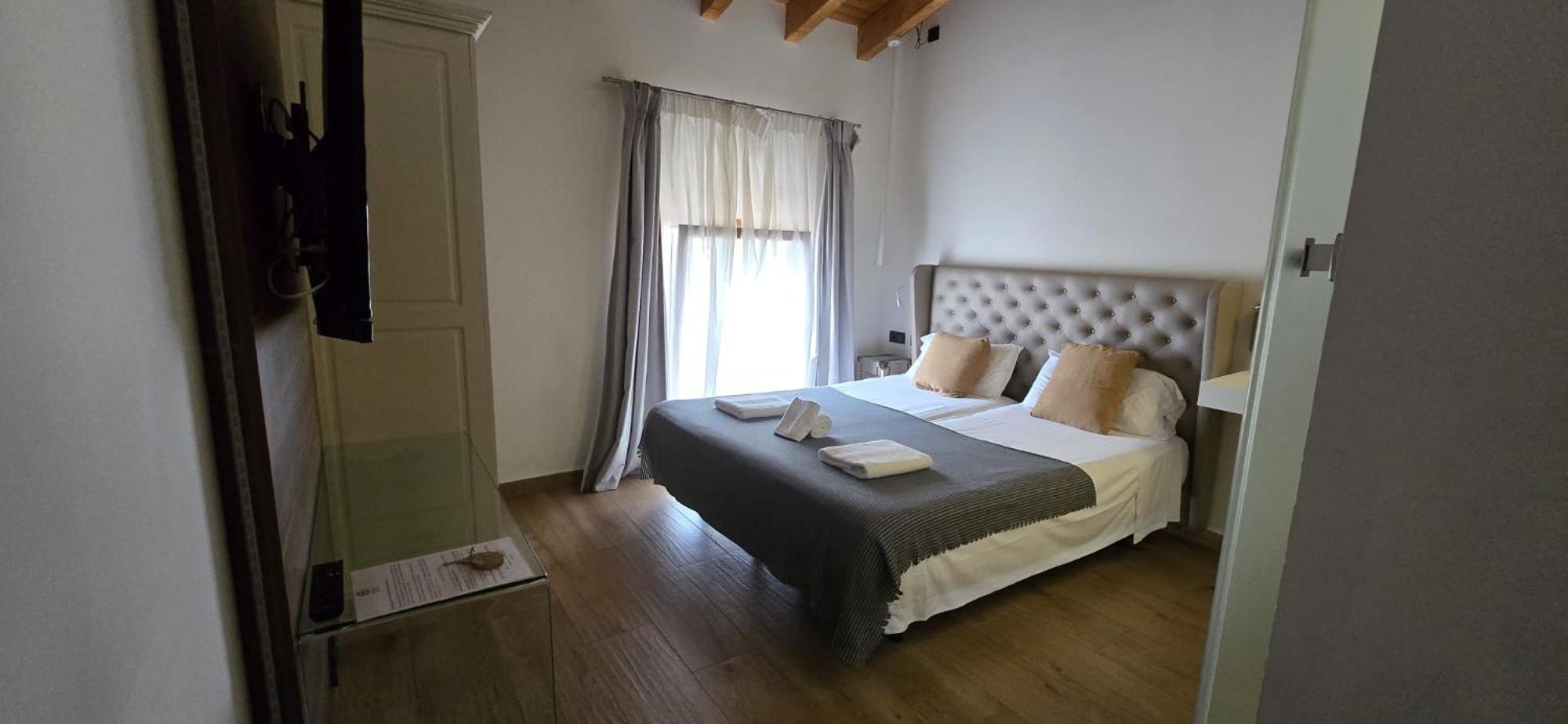 Ti Maria Hotel Maria De La Salut